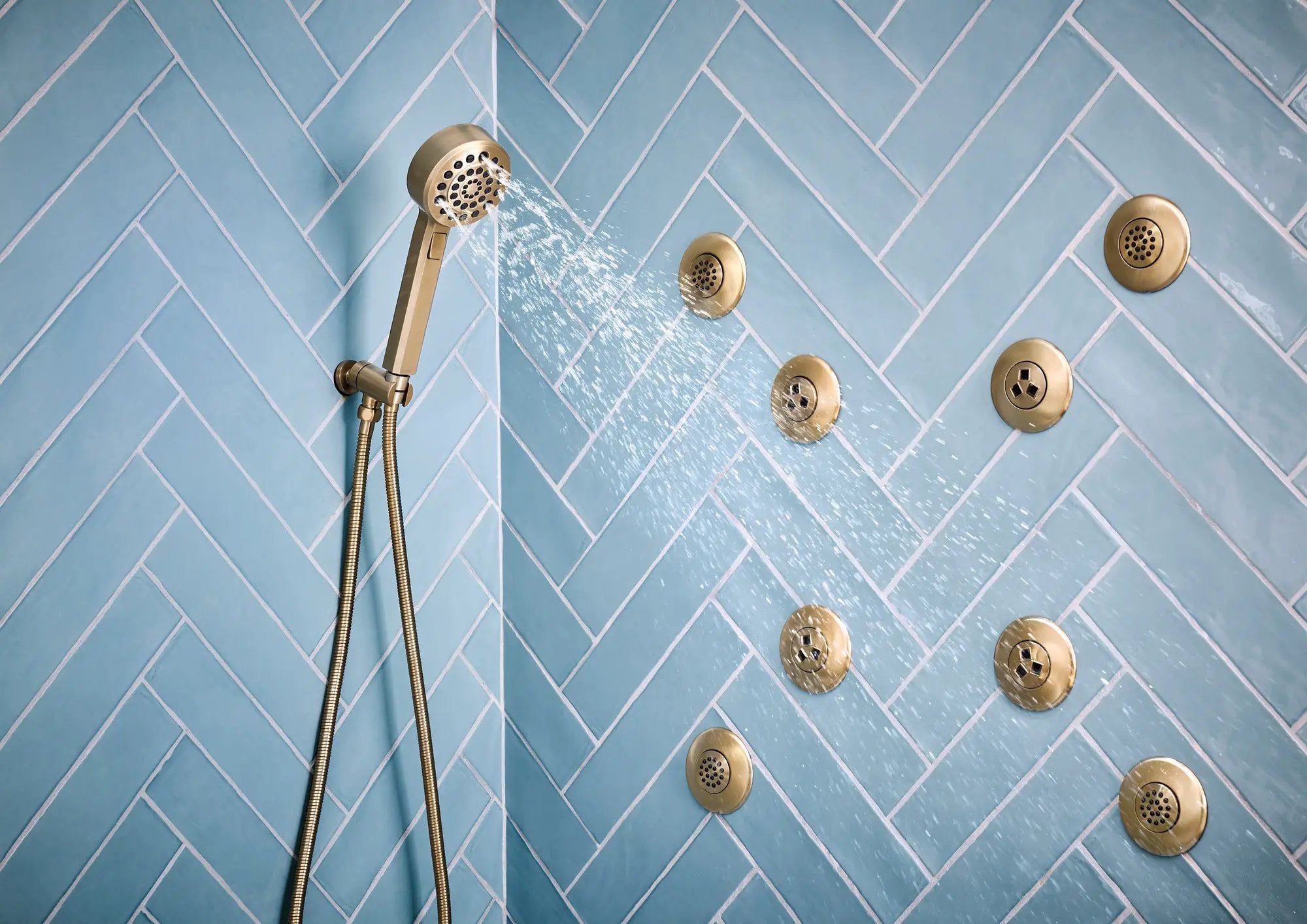 luxe gold handshower