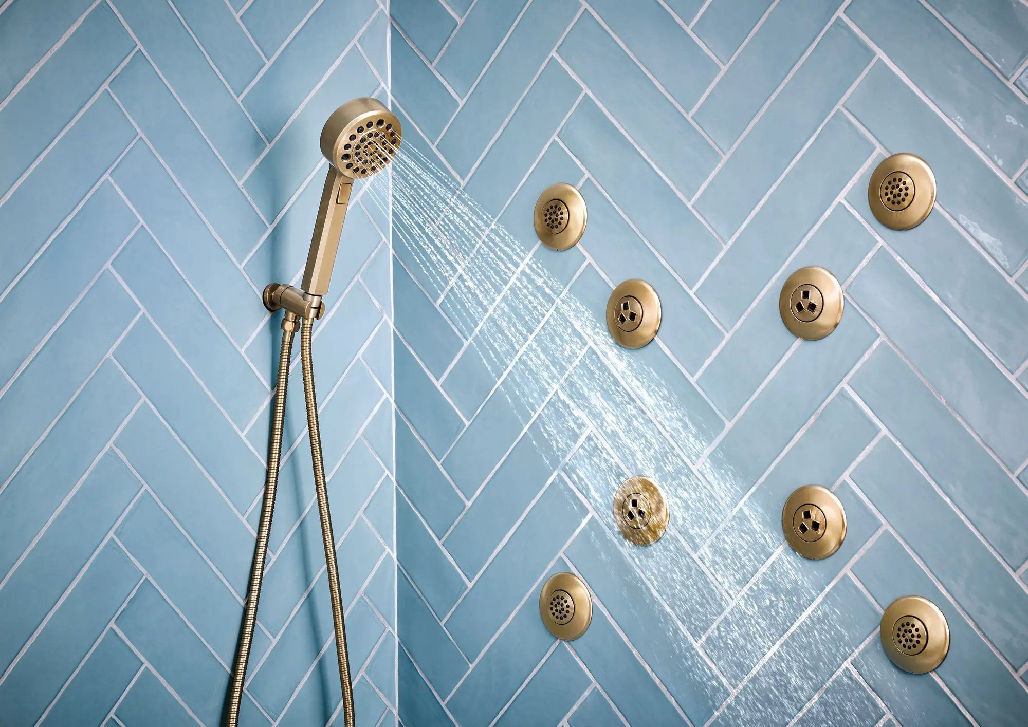 luxe gold handshower