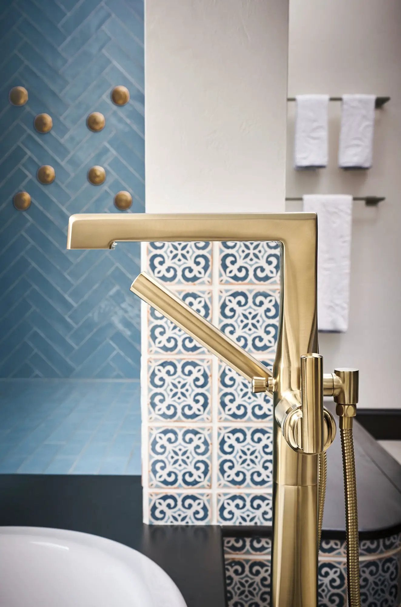 luxe gold tub filler