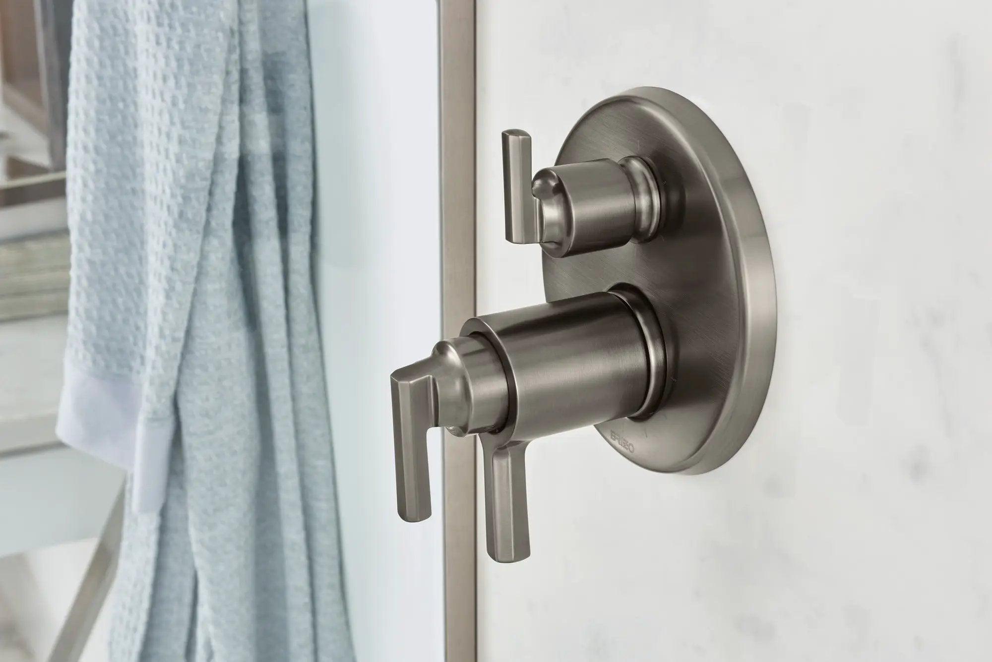luxe steel diverter trim