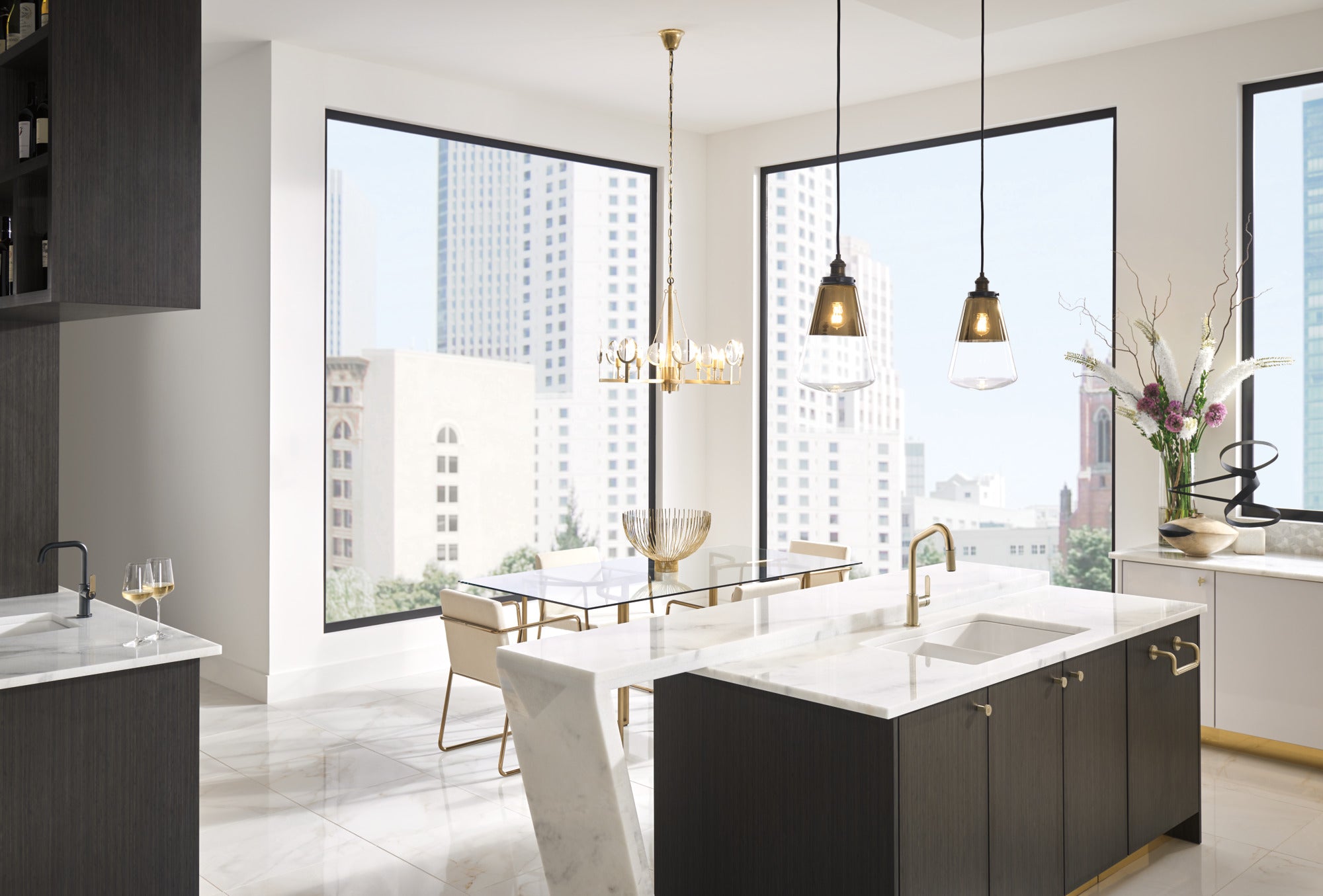 luxe gold bar faucet