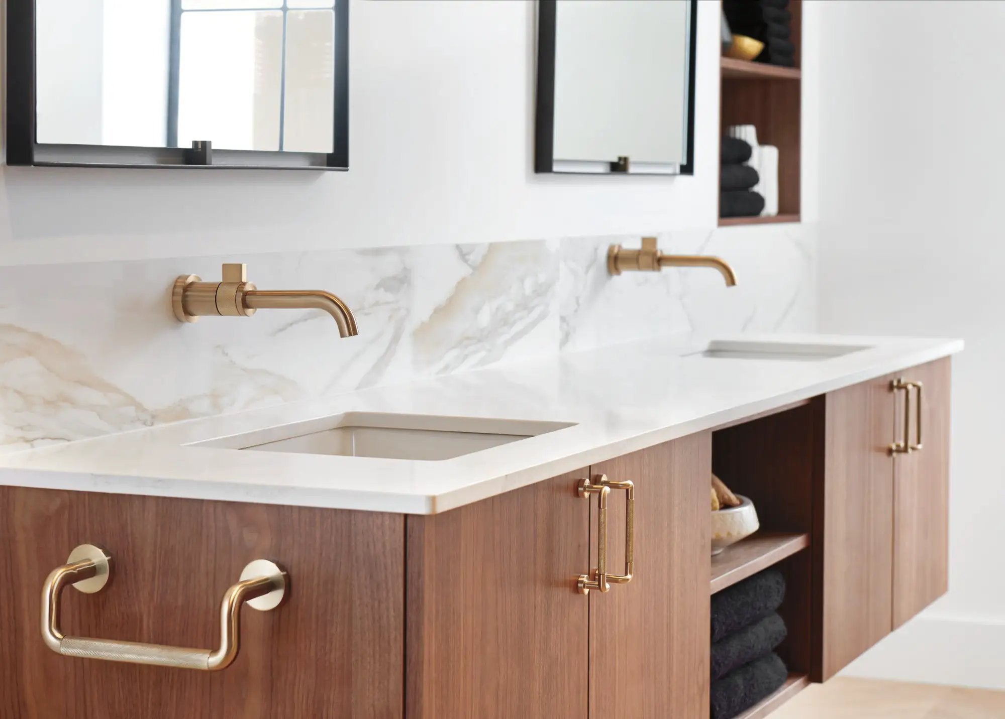 luxe gold drawer pull