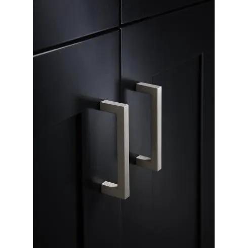 polished chrome bar pull