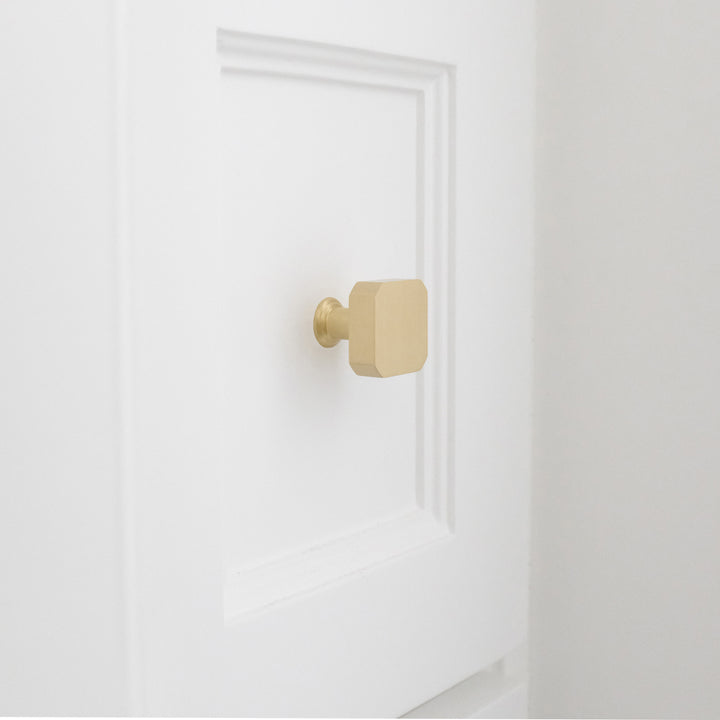 satin brass knob