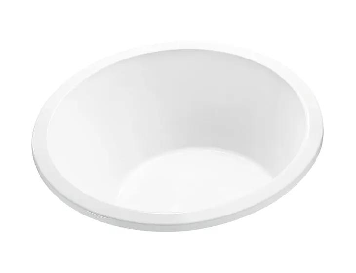 white bathtub
