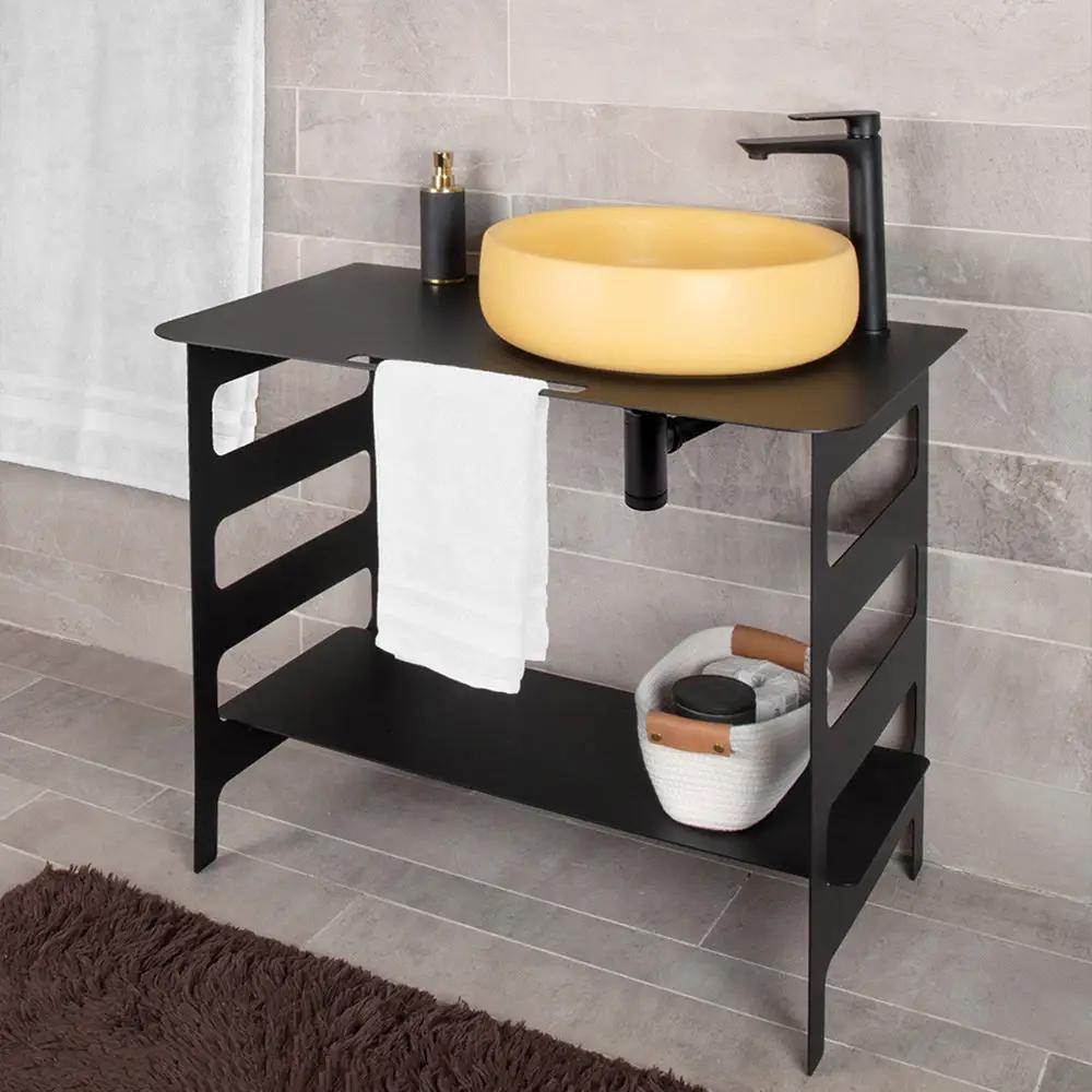 matte black faucet