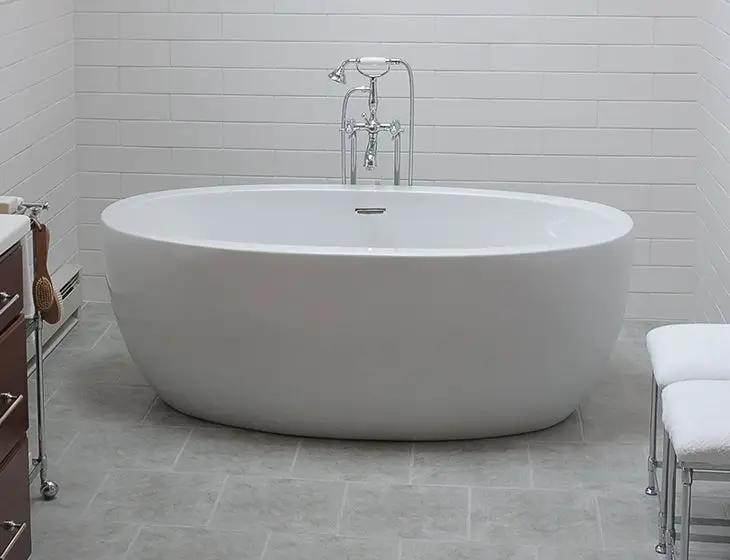 white bathtub