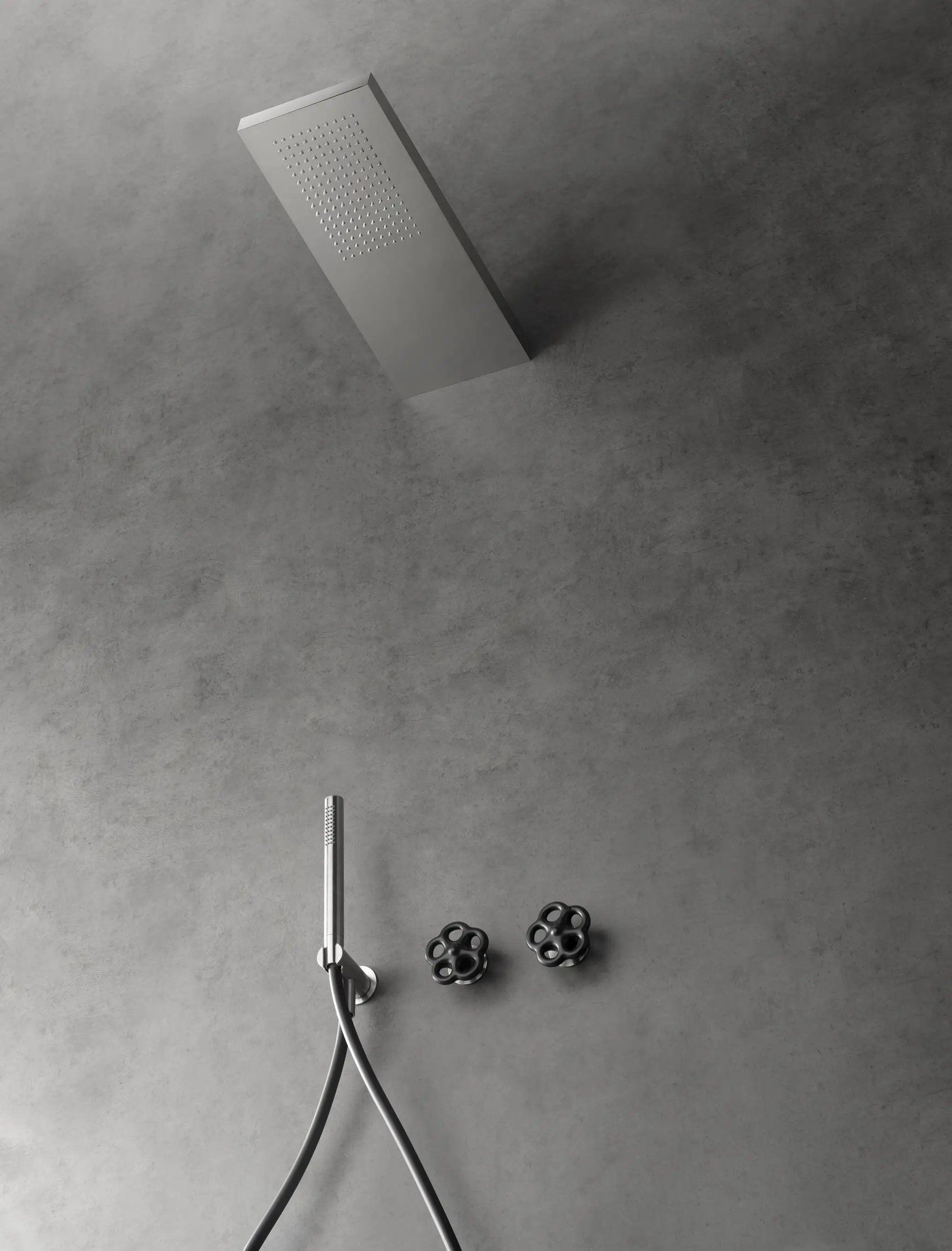 shower head