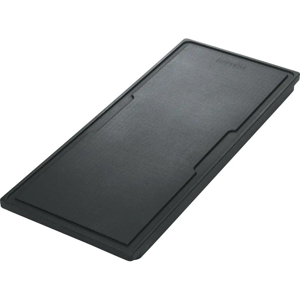 black cutting board