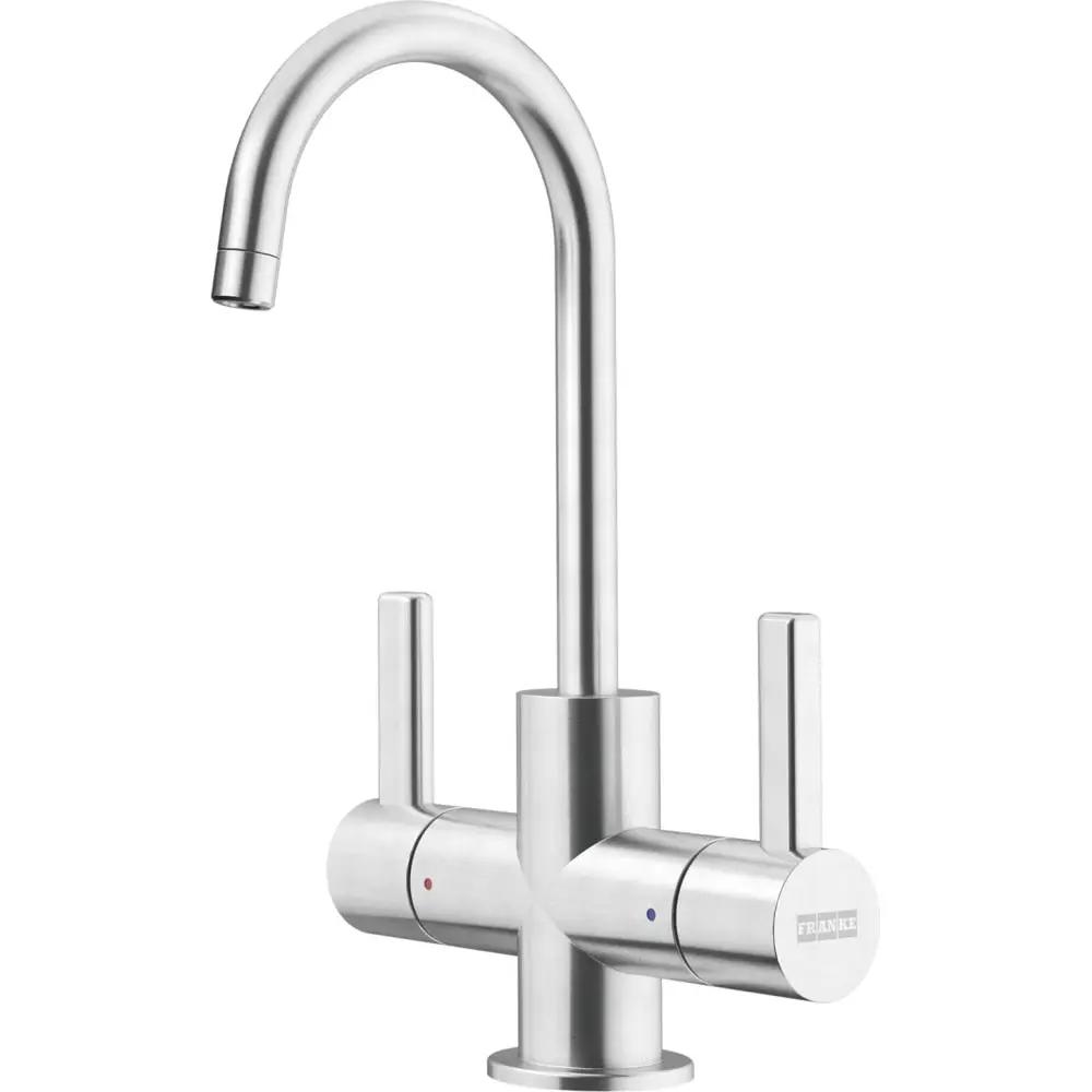 Franke Universal Hot/Cold Filtered Faucet by Franke