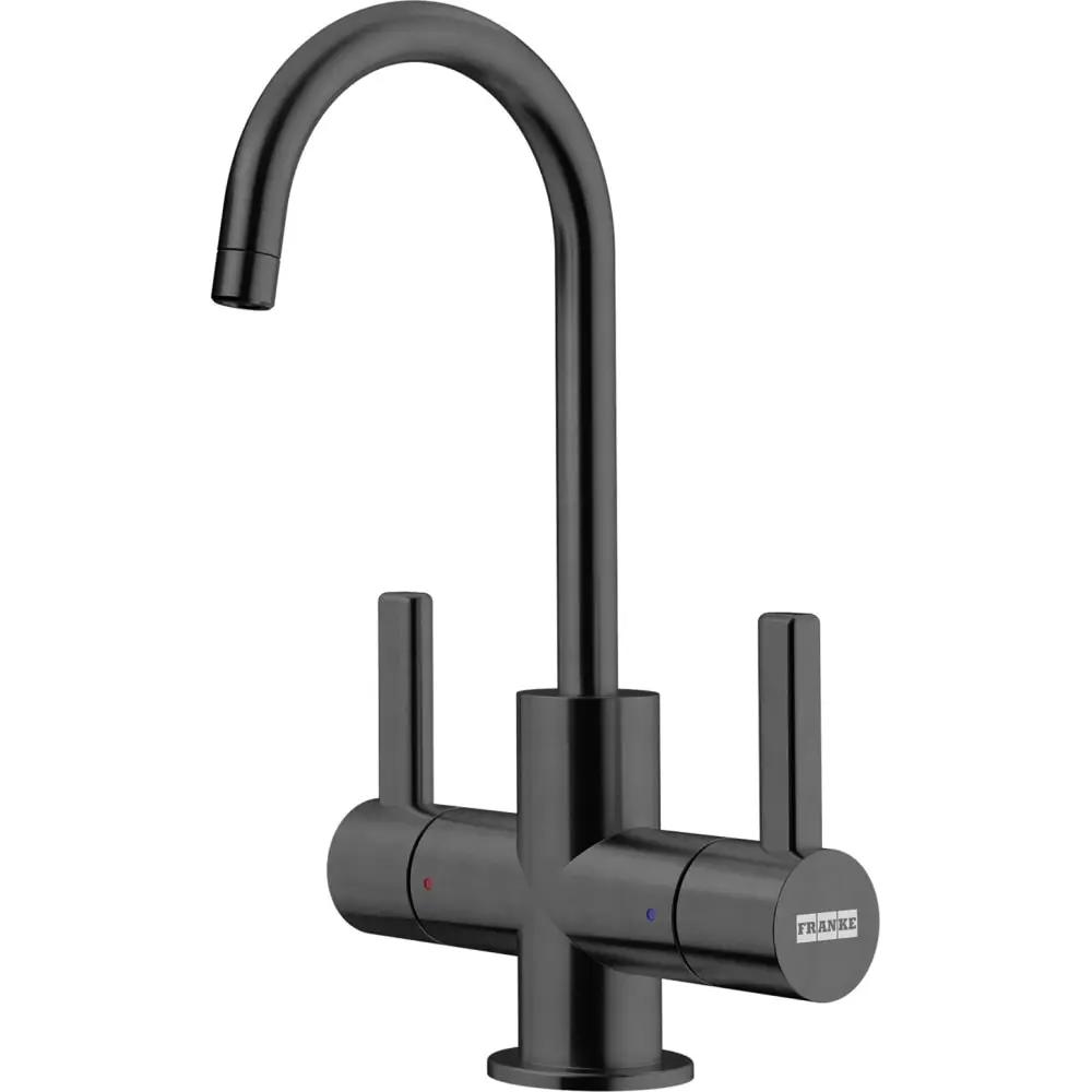 Franke Universal Hot/Cold Filtered Faucet by Franke