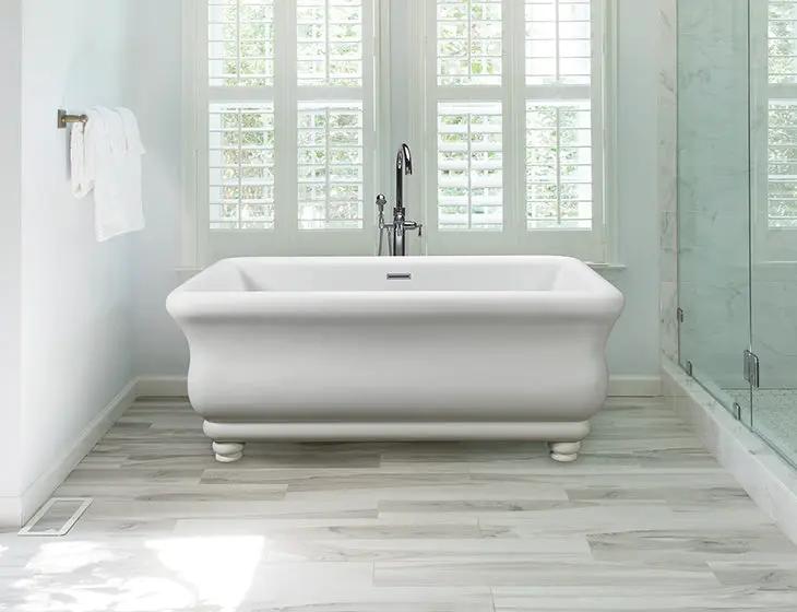 white bathtub