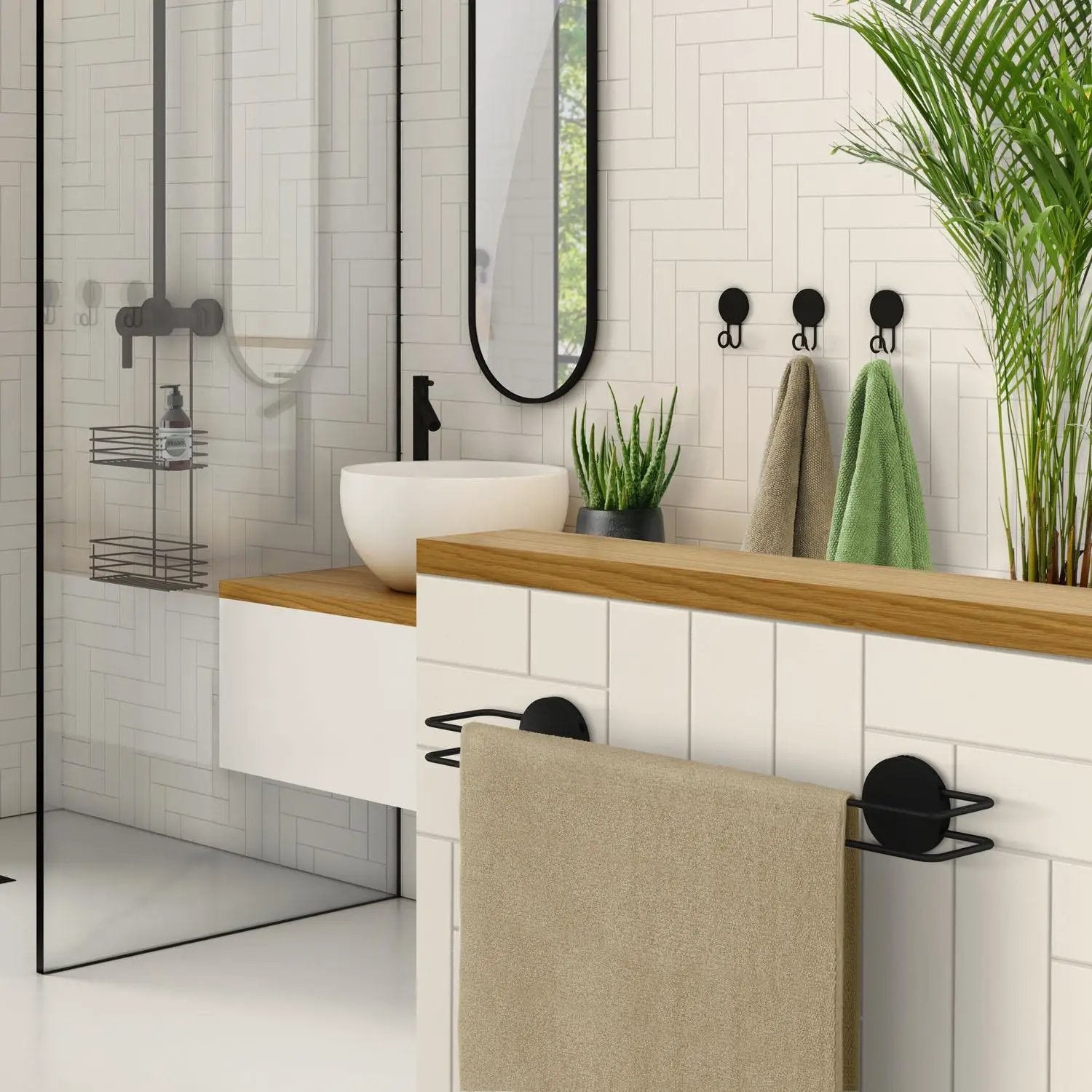 polished chrome towel rail