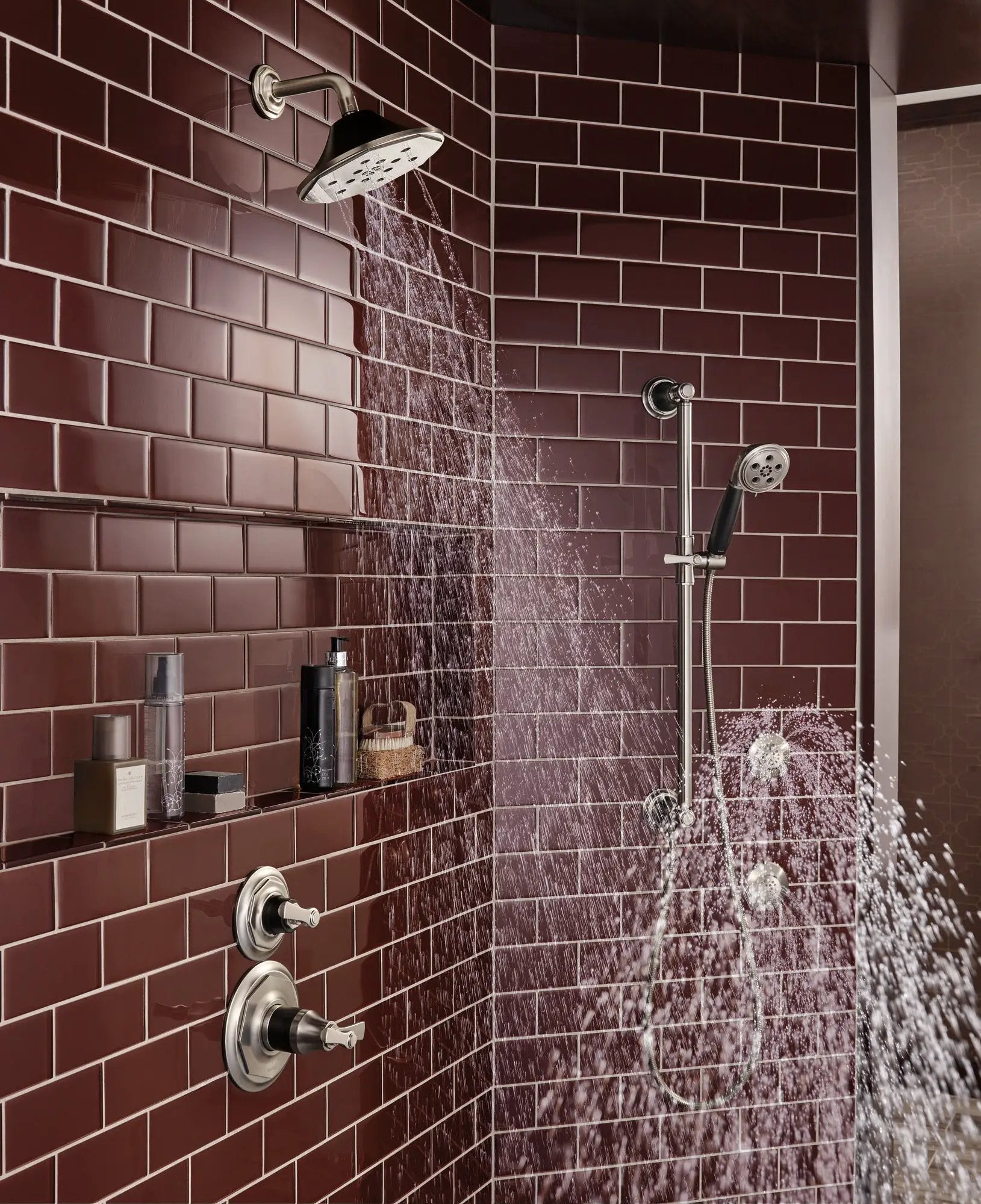 luxe nickel /matte black handshower