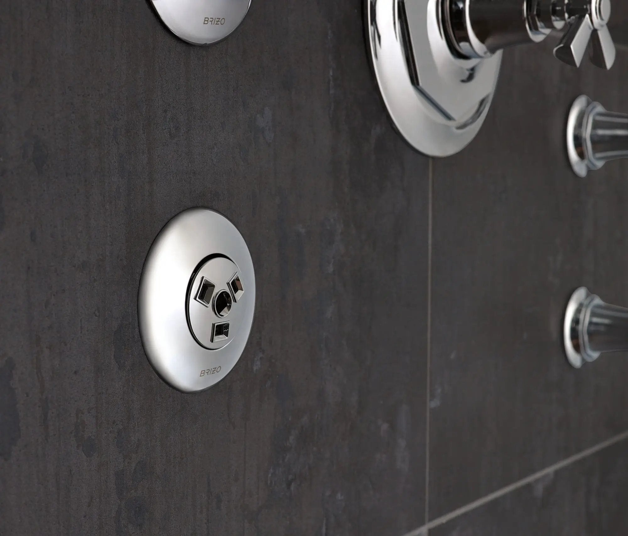 chrome body spray trim