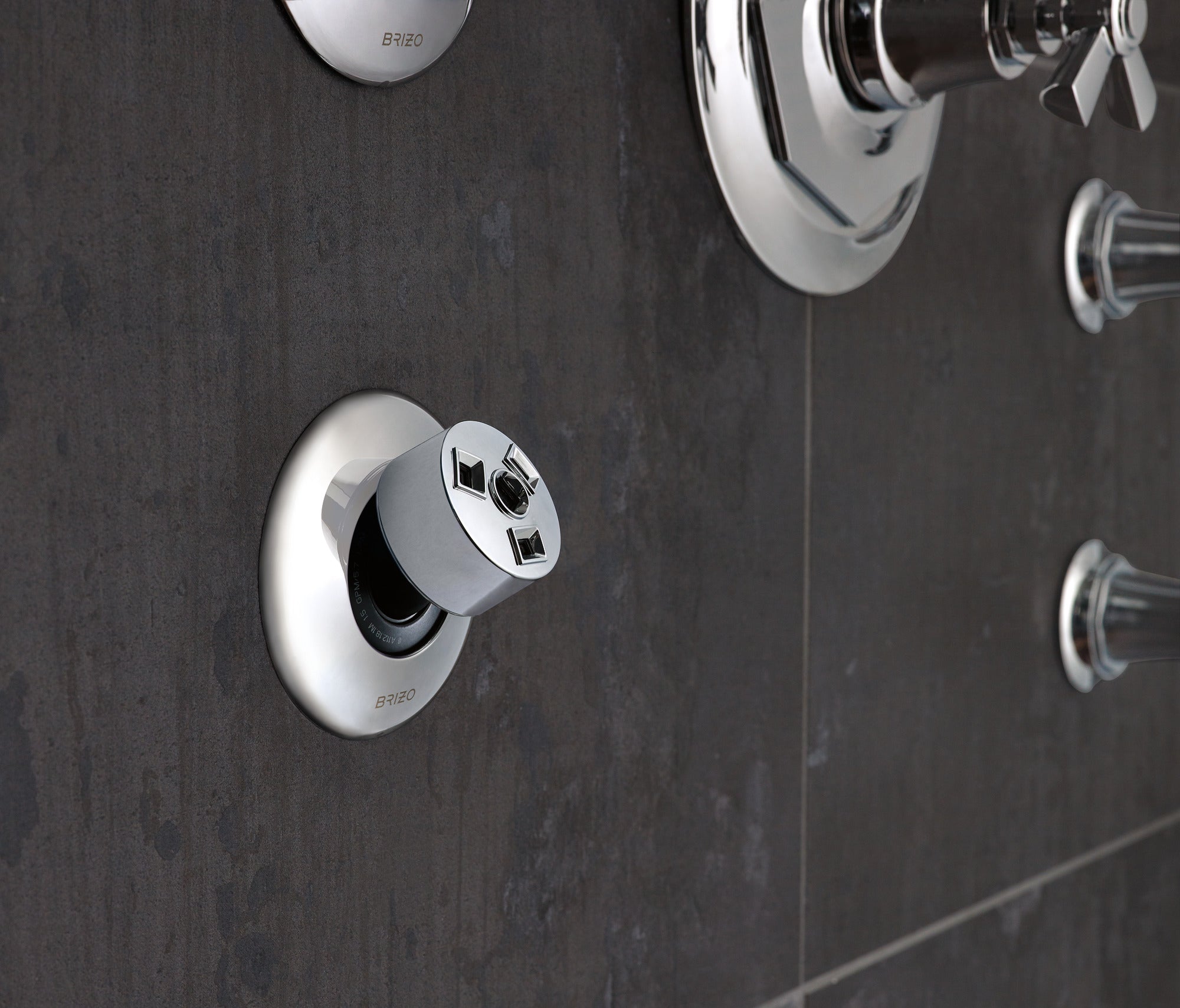 chrome thermostatic valve