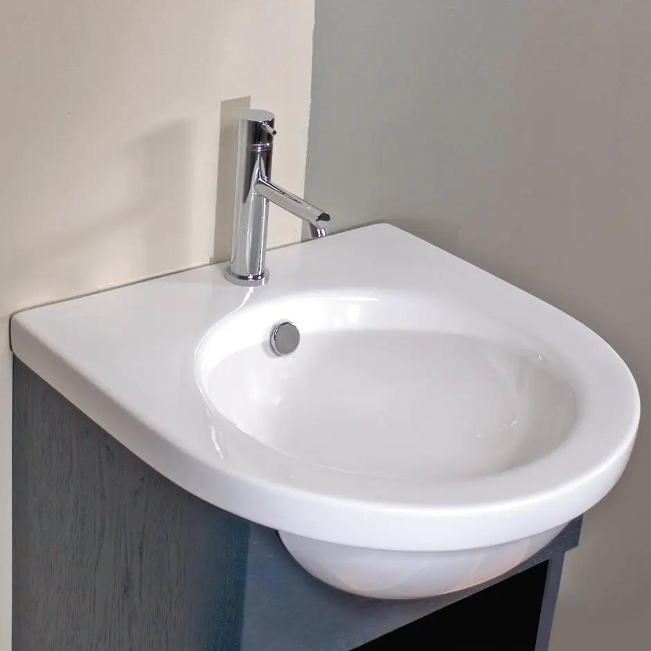 white sink