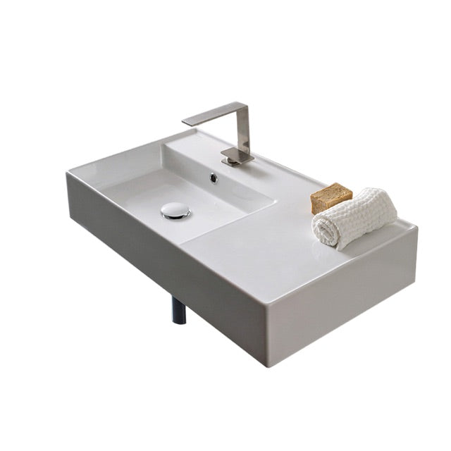 Nameeks Scarabeo 32" Ceramic Wall Mounted Bathroom Sink