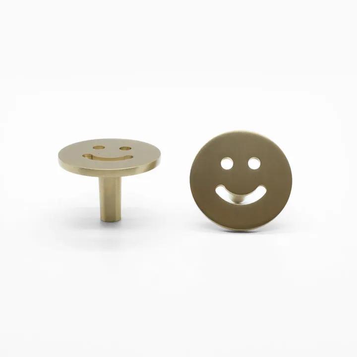 Hapny Home Smiley Knob by Hapny Home