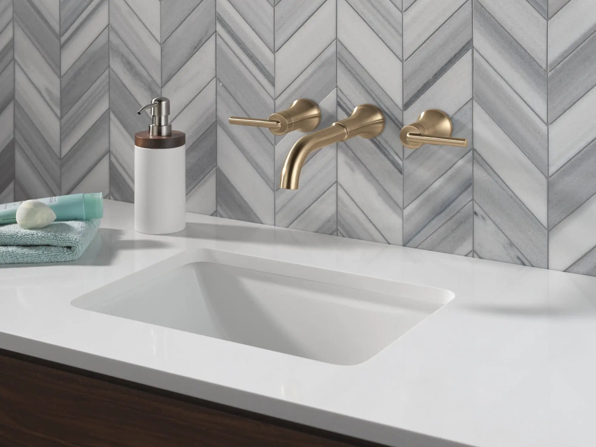 champagne bronze faucet handle
