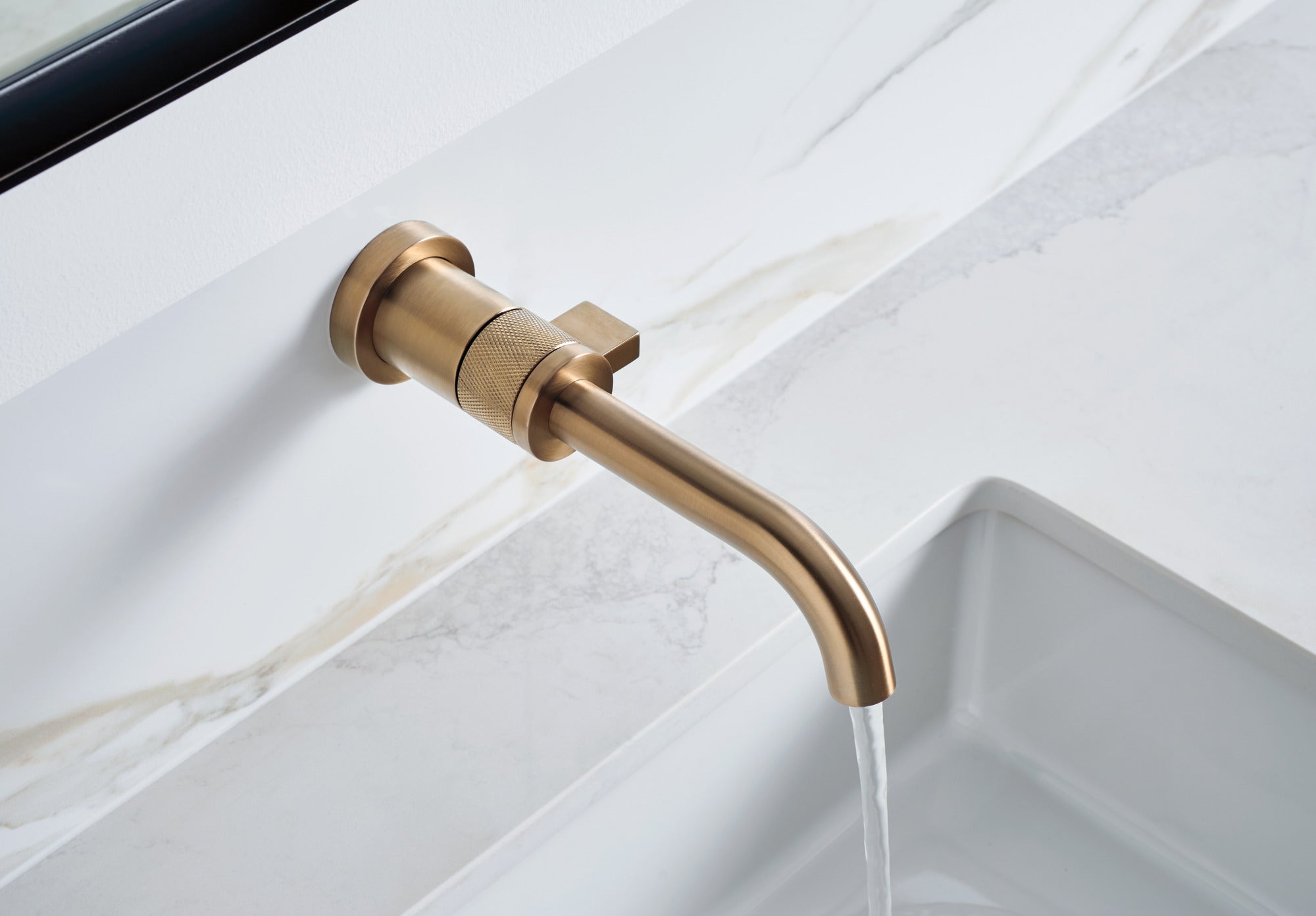 luxe gold lavatory faucet