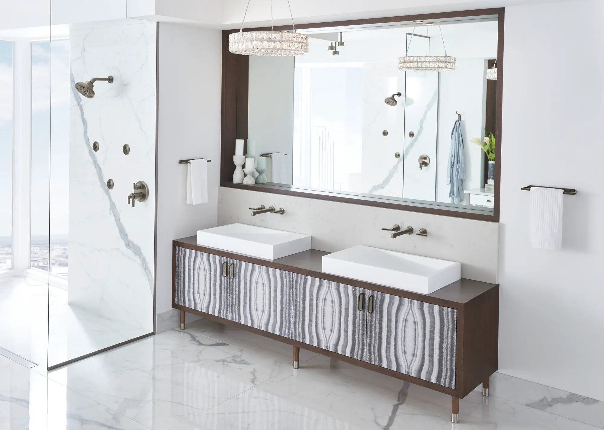 luxe steel showerhead