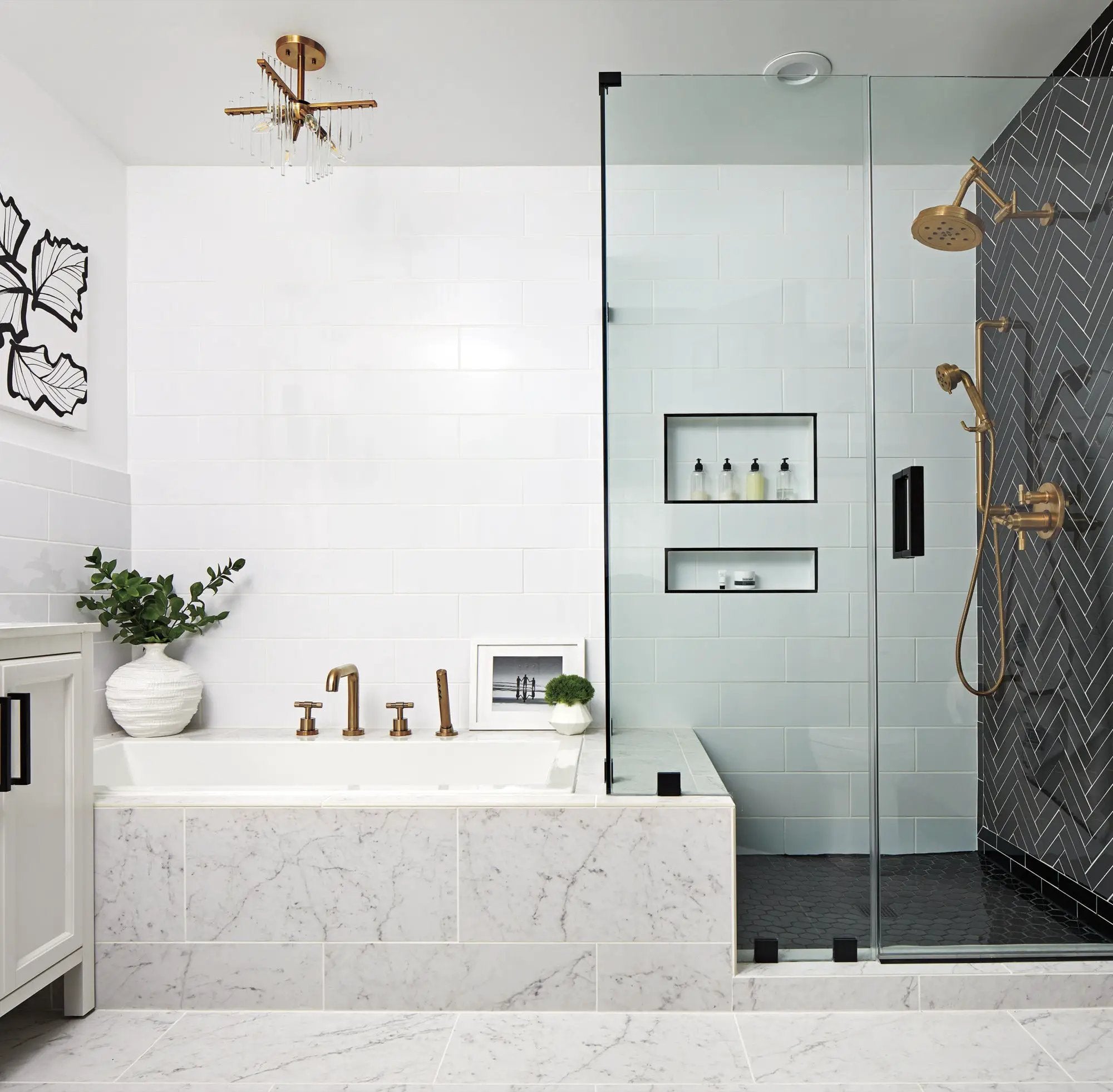 luxe gold handshower