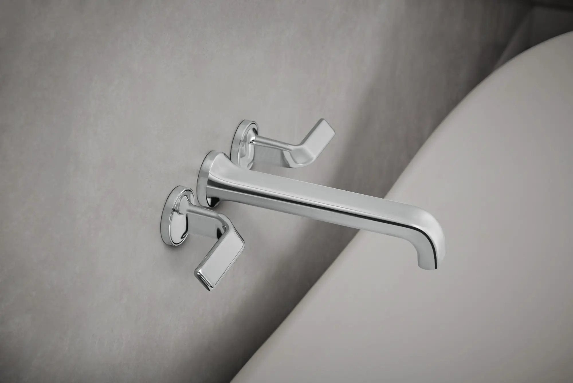 chrome tub filler