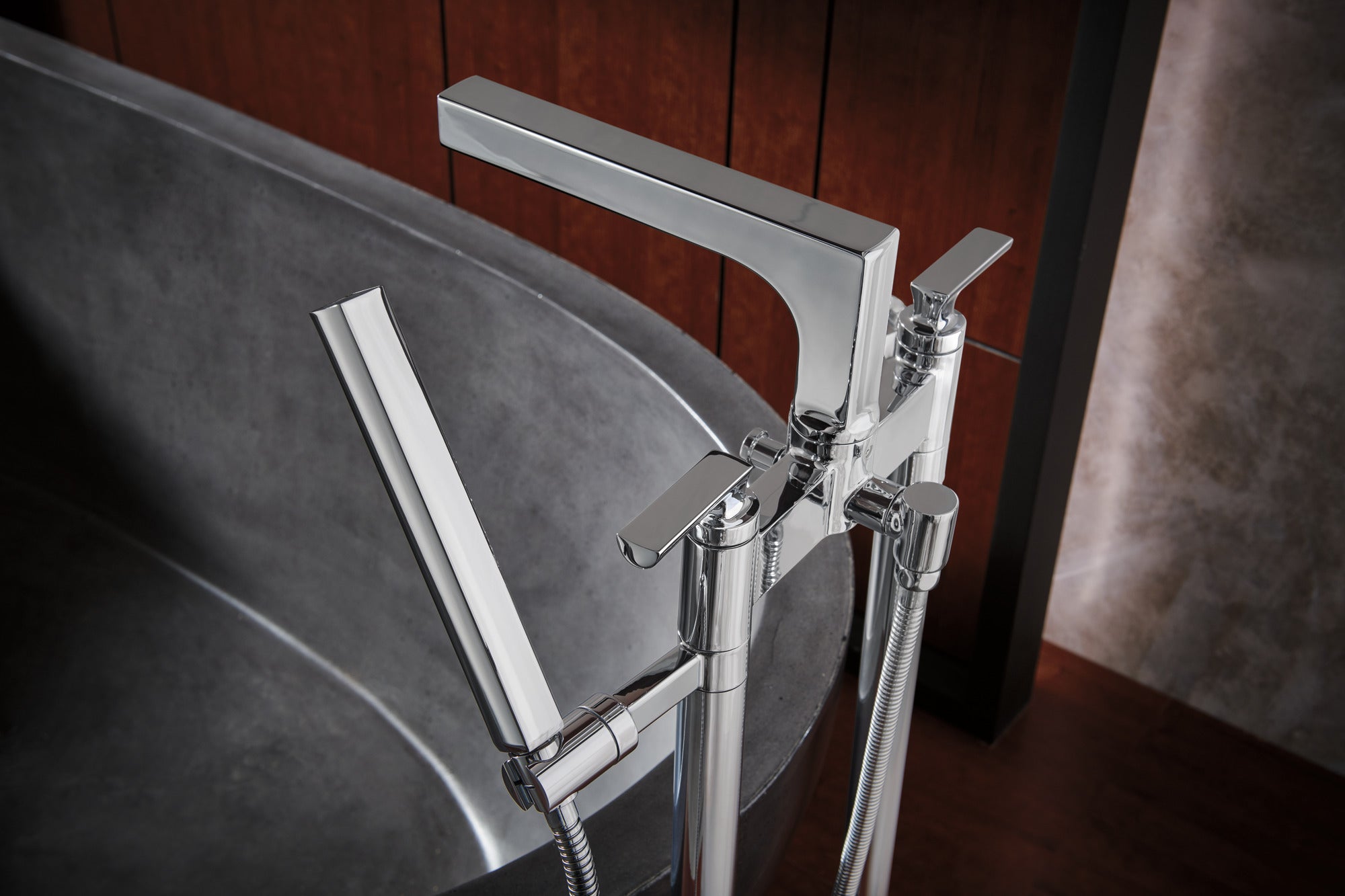 chrome tub filler accessories