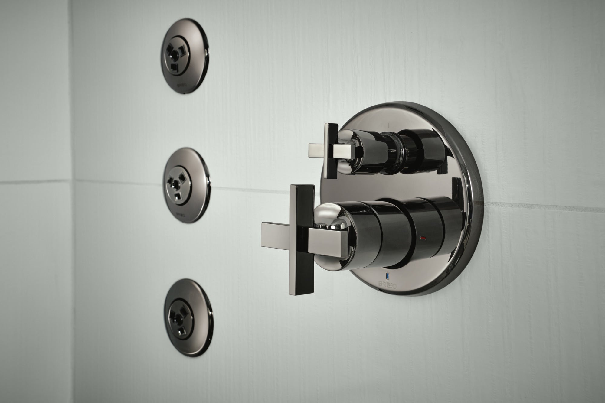 brilliance black onyx body spray trim