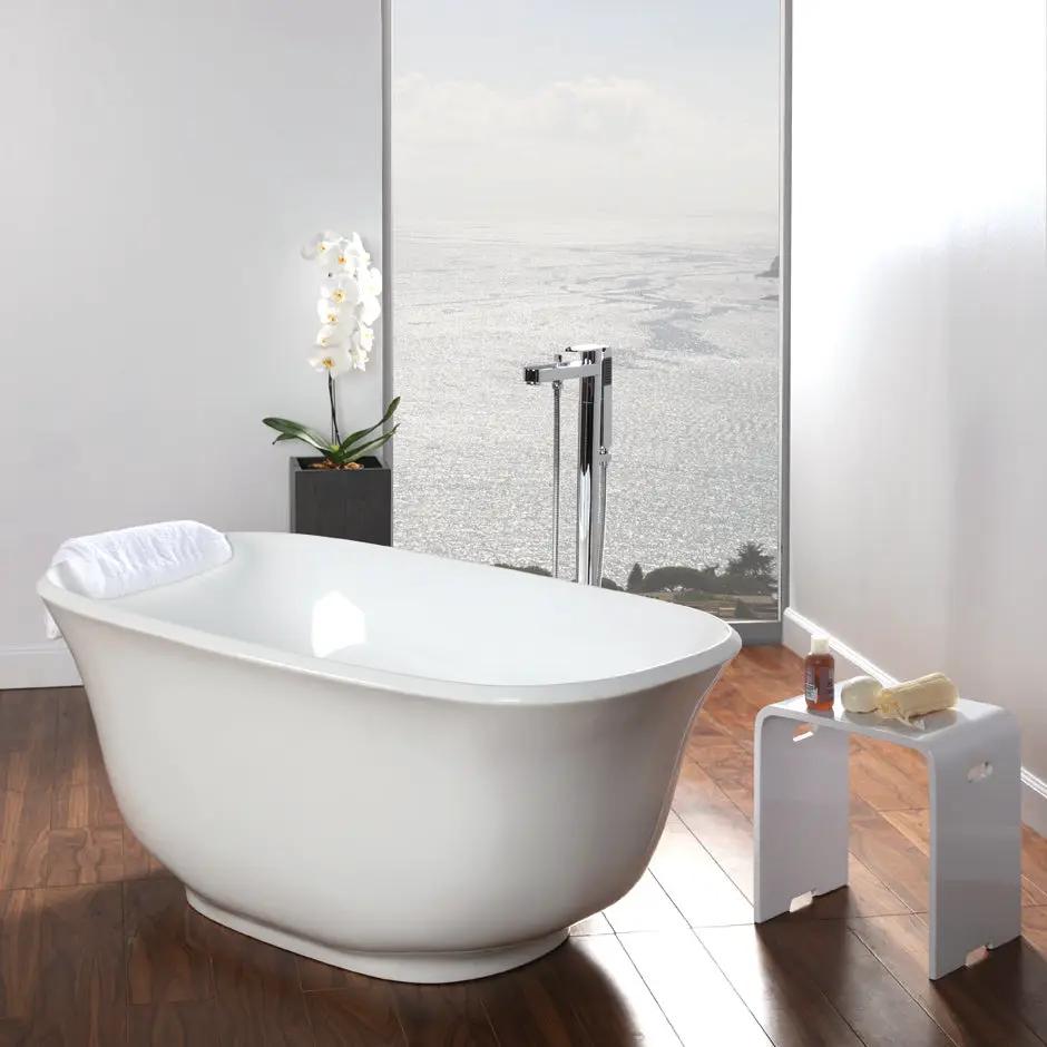 white tub