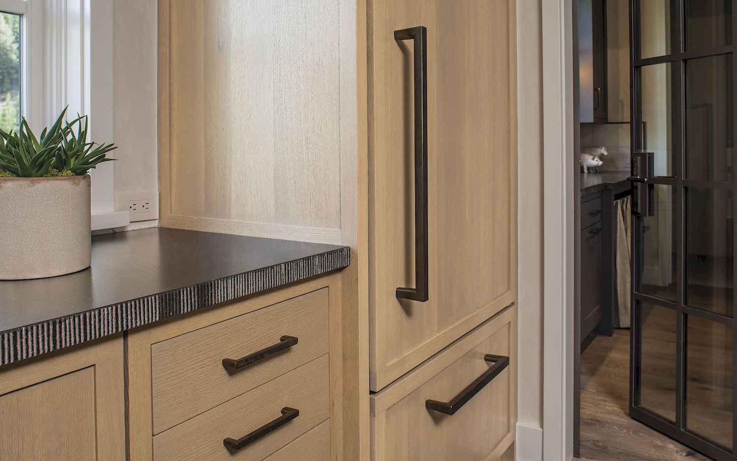bronze rust cabinet pull
