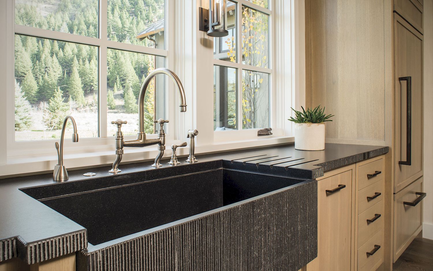 bronze rust cabinet pull