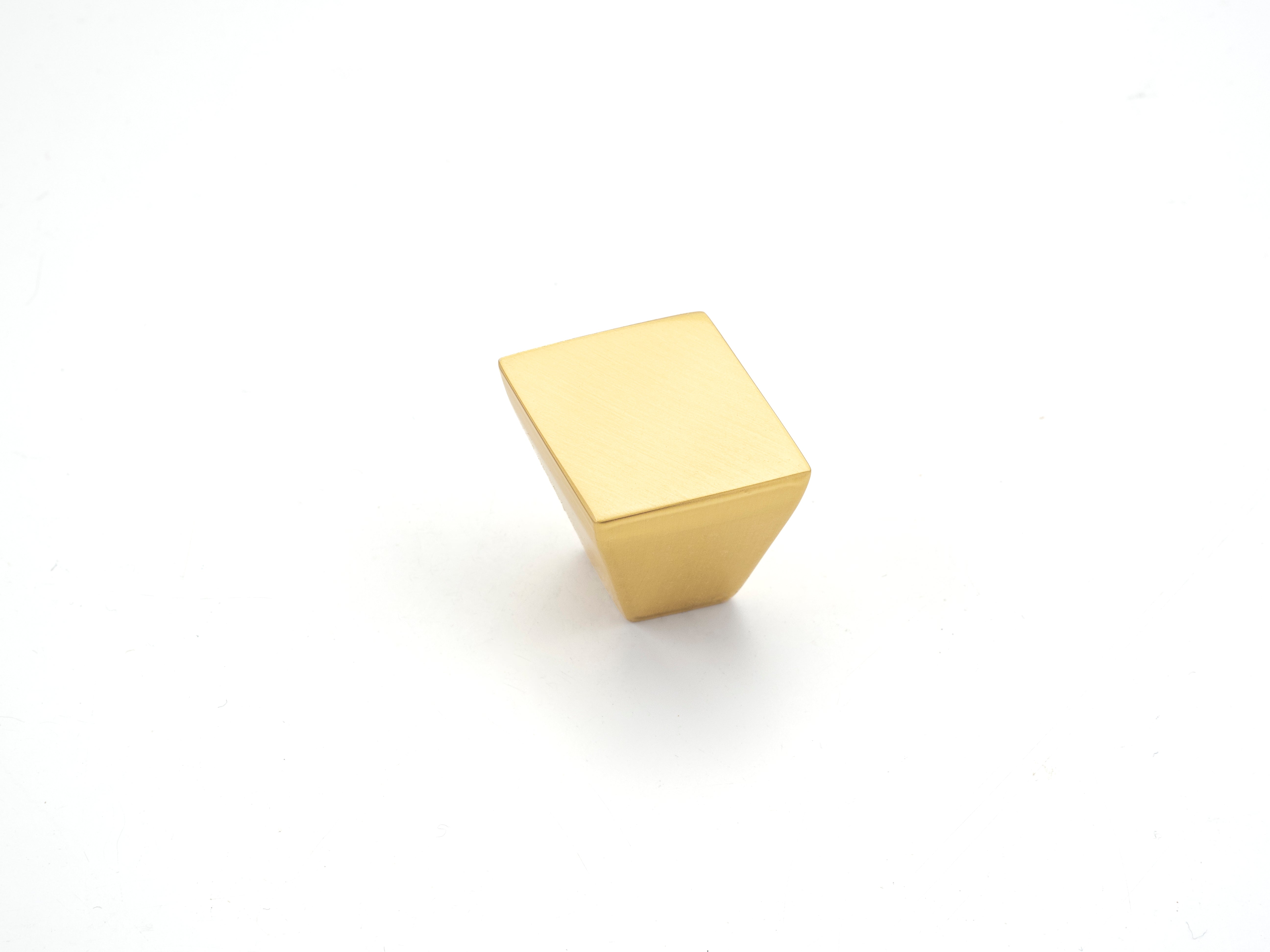 satin brass knob