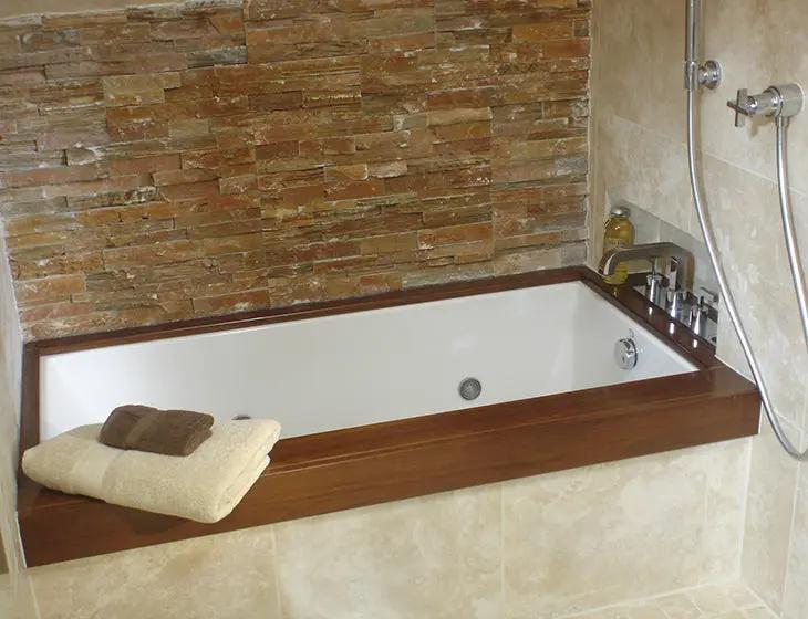 white bathtub