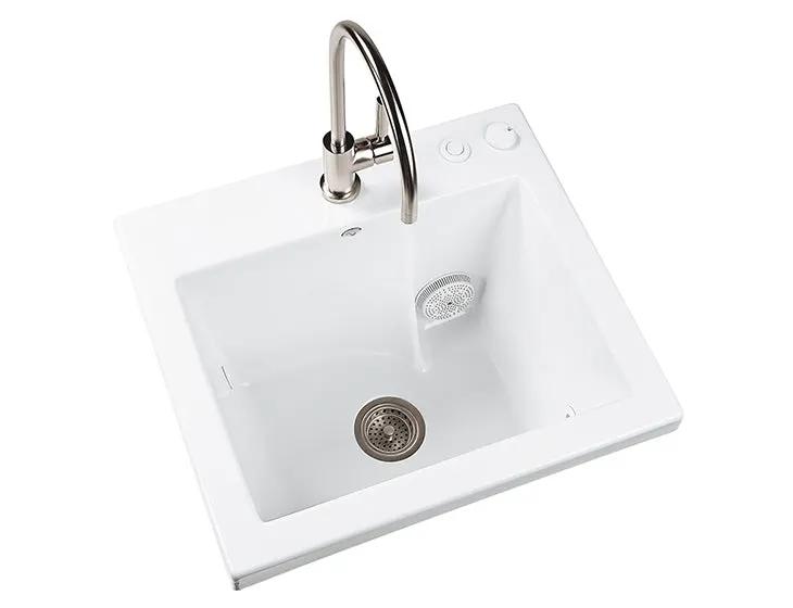 white sink