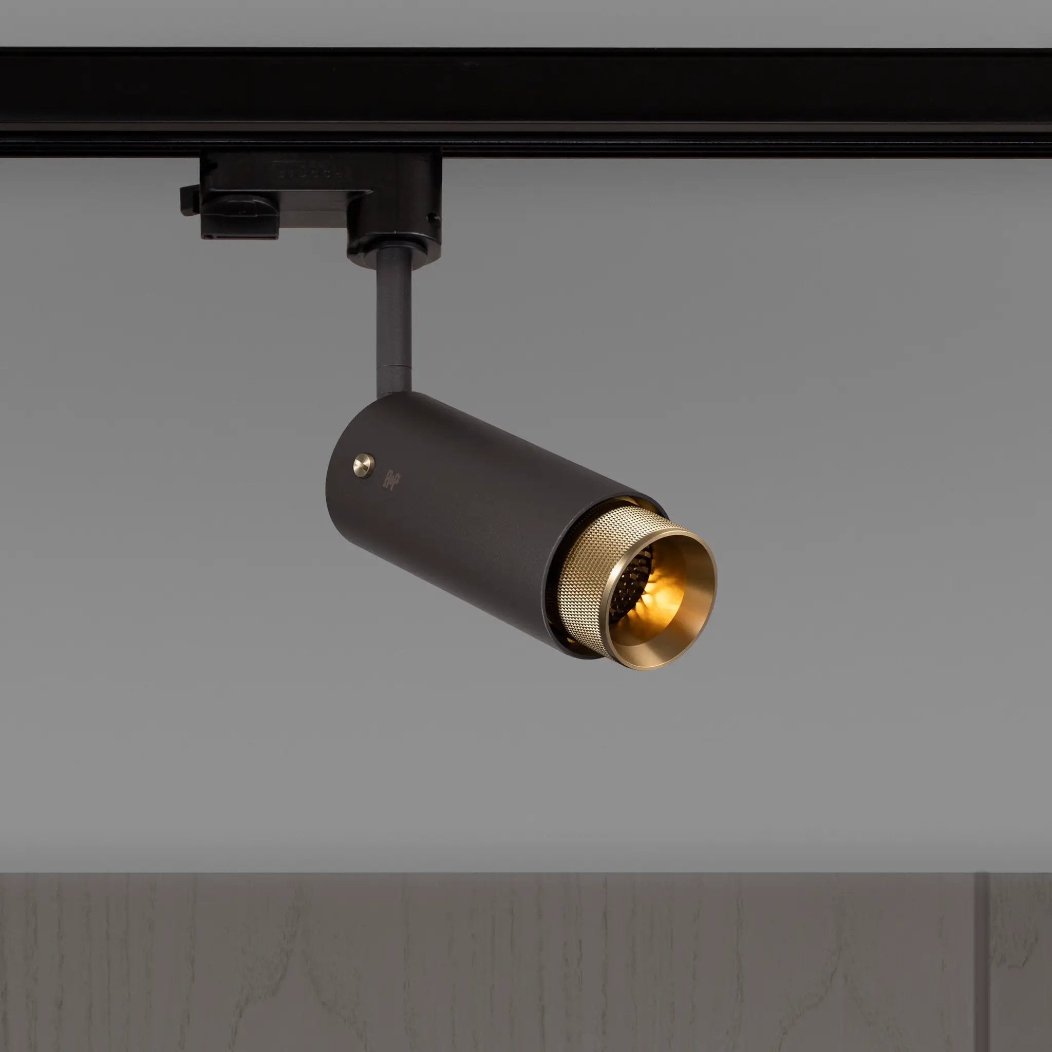 Graphite/Brass Cross Light