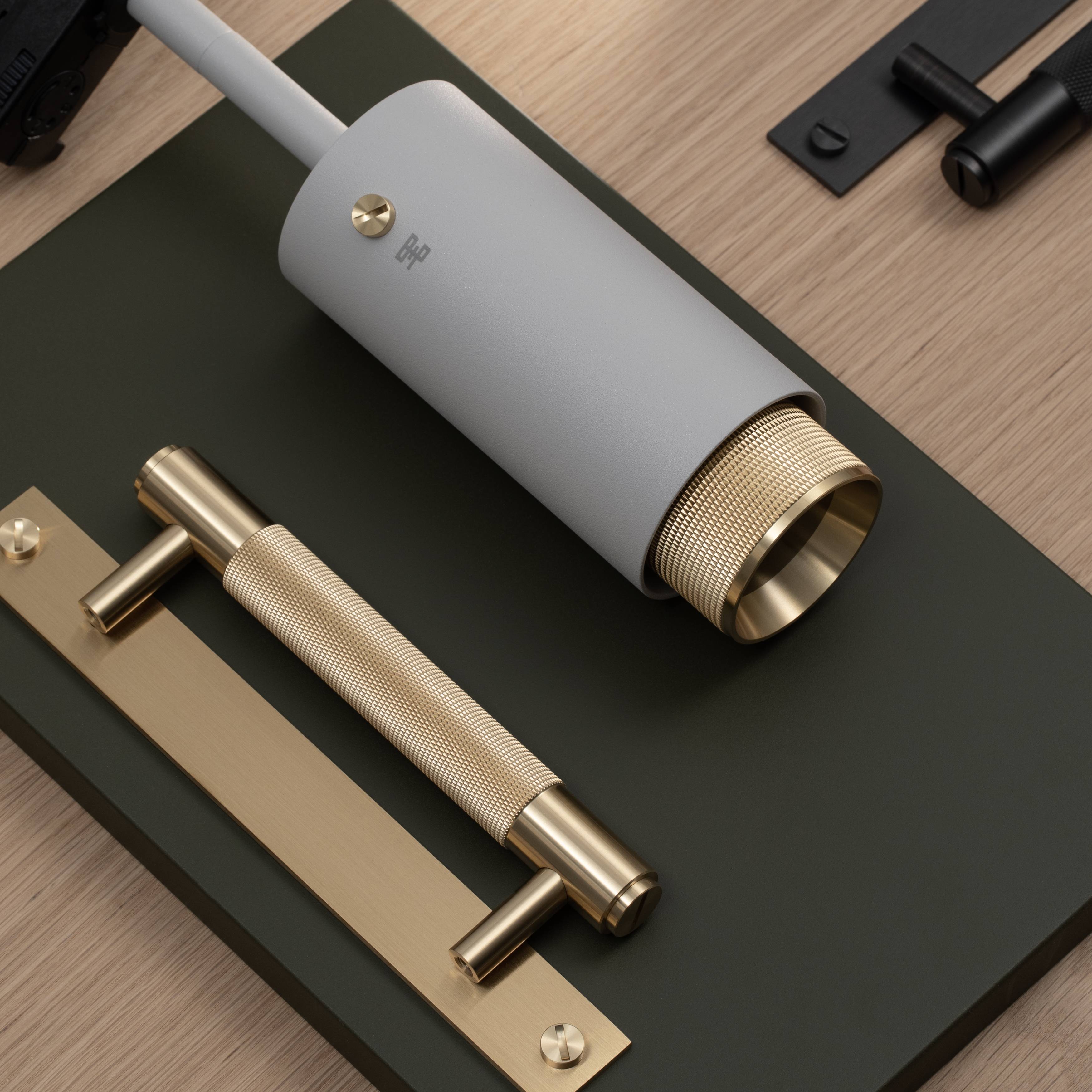 Stone/Brass Cross Light