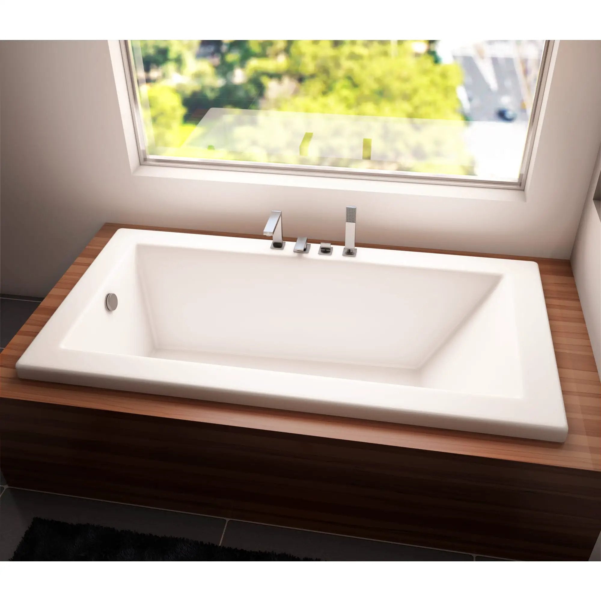 white bathtub