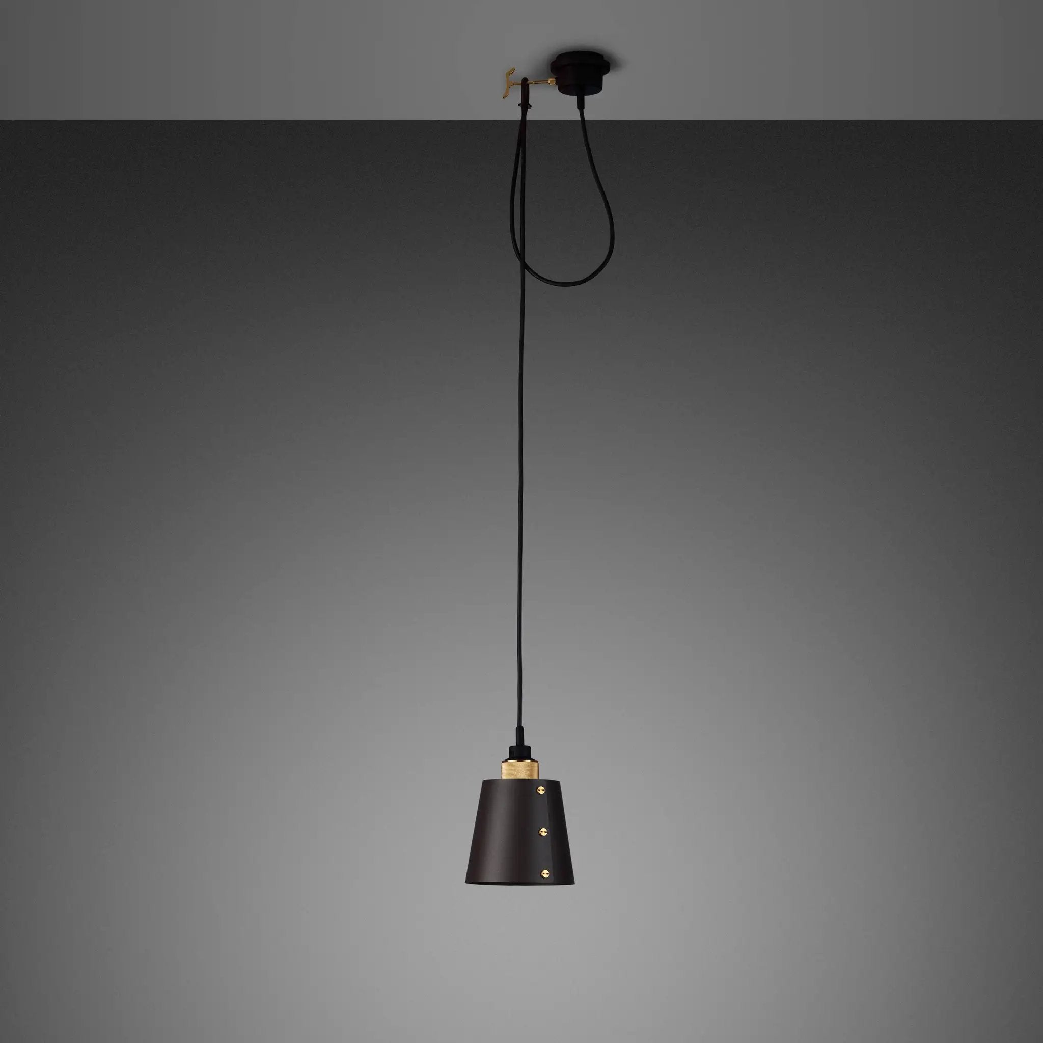 Graphite/Brass Hooked 1.0