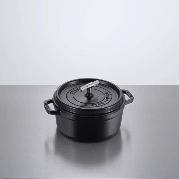 black/steel cocotte