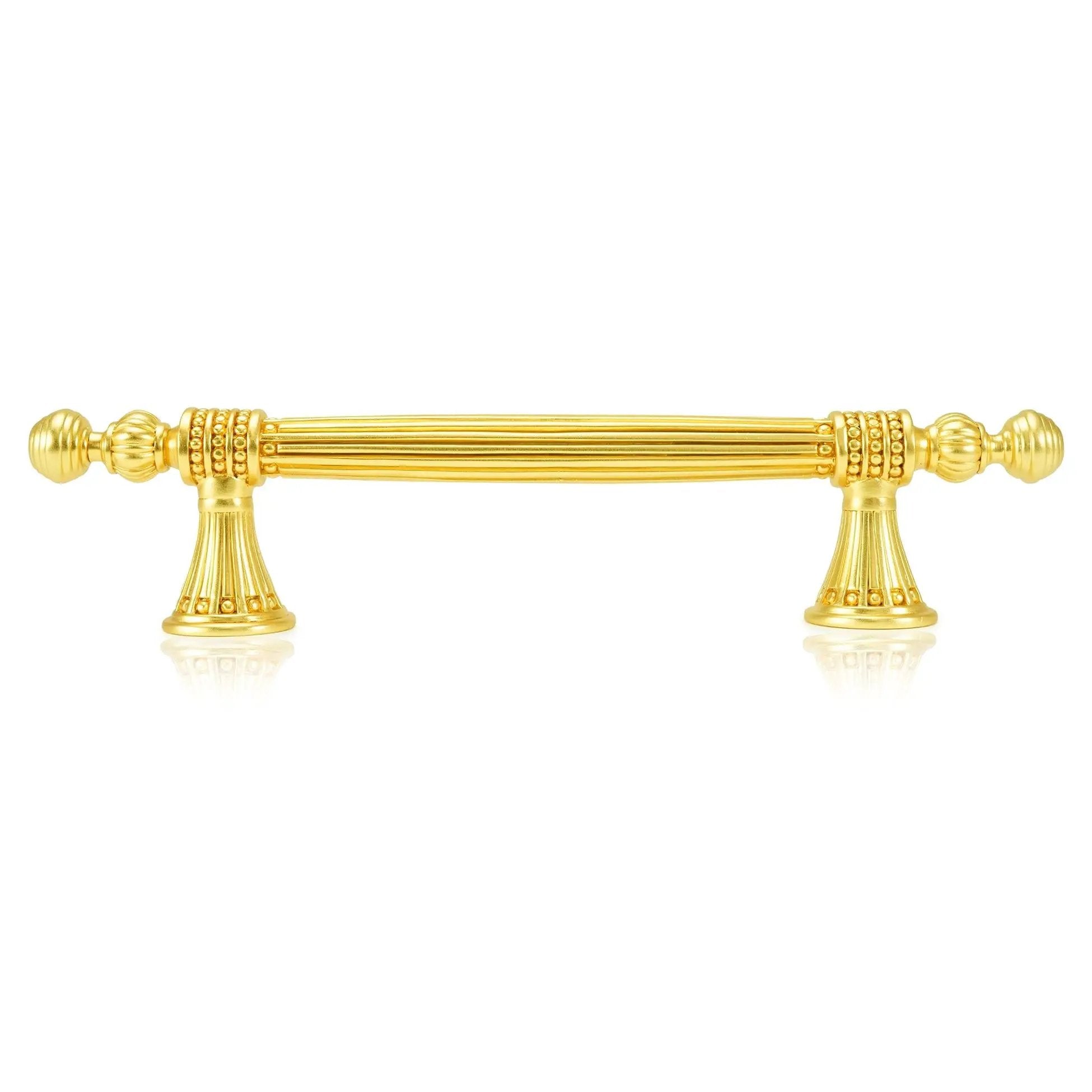 Edgar Berebi 5" C to C Chesapeake Pull by Edgar Berebi