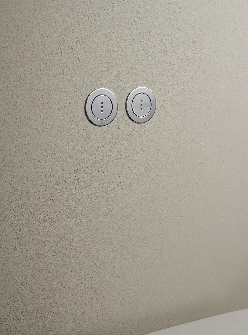 chrome electronic flush