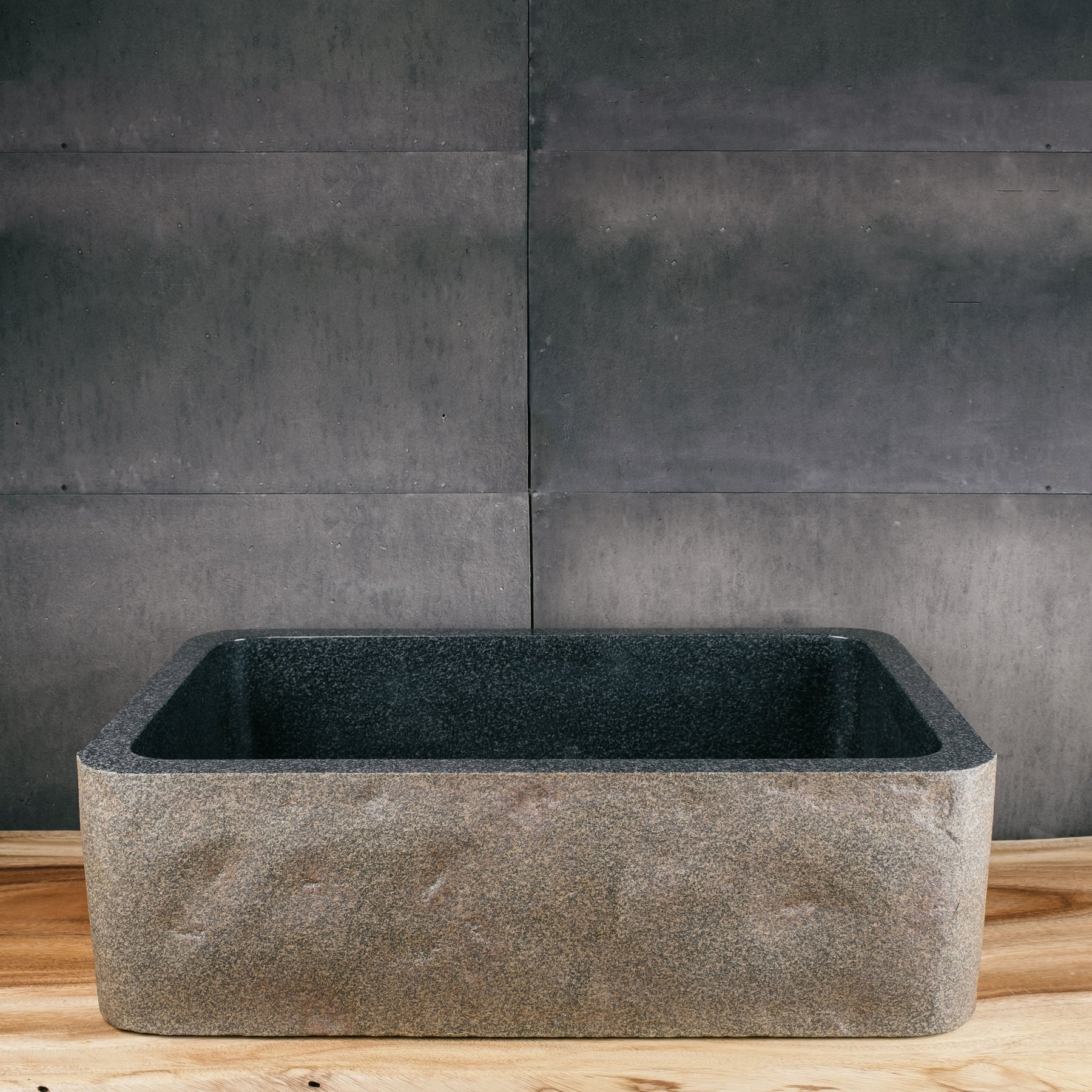 black farmhouse sink