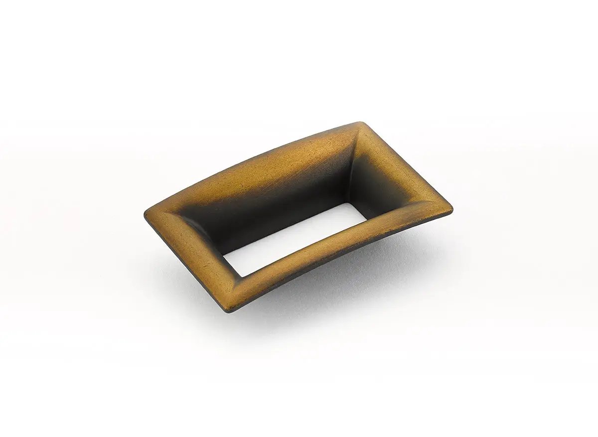 Schaub Finestrino 64 Mm Center To Center Cabinet Pull by Schaub