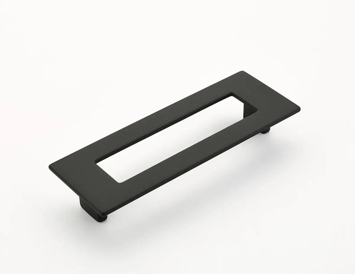 Schaub Finestrino 128 Mm Center To Center Cabinet Pull by Schaub