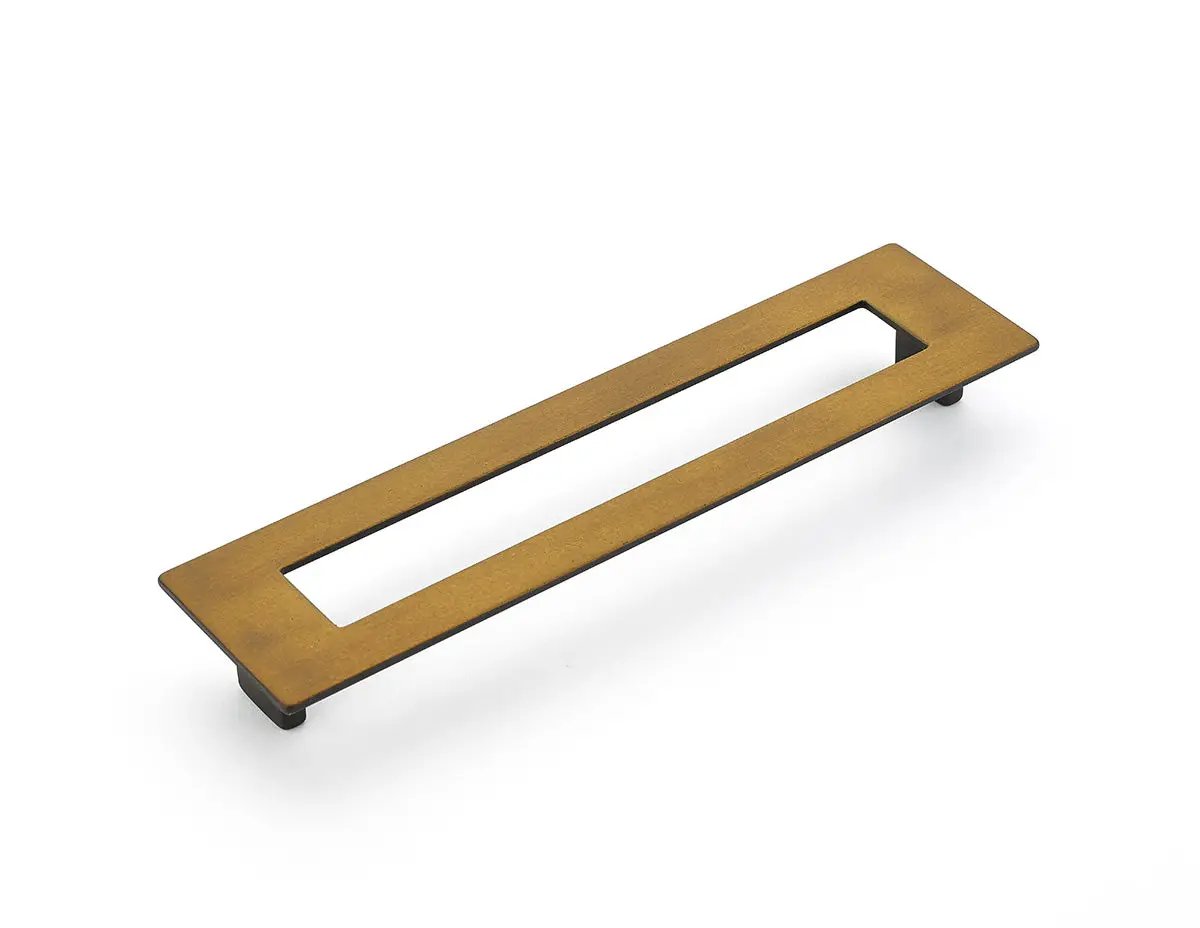Schaub Finestrino 192 Mm Center To Center Cabinet Pull by Schaub