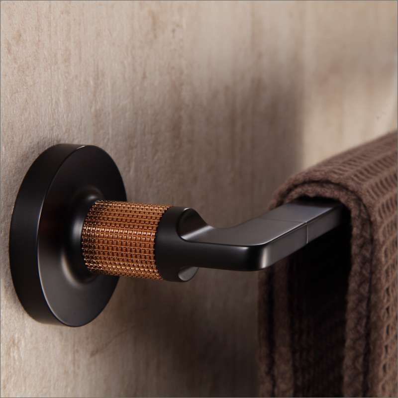 Chrome/matte pvd brushed towel Bar