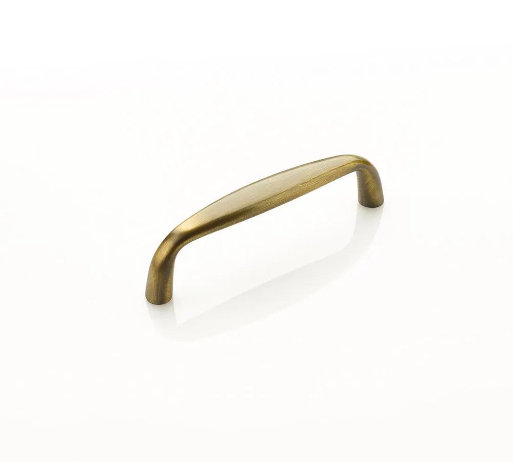 Schaub Traditional 4" Centre To Centre Cabinet Pull by Schaub