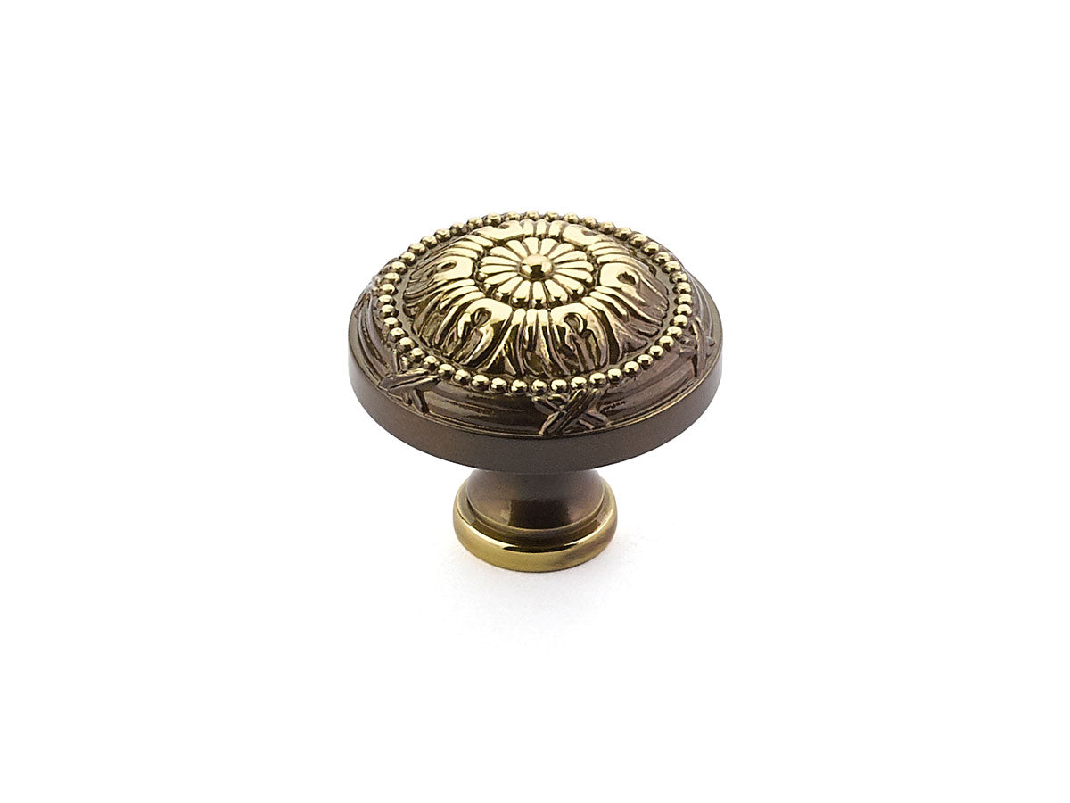 Schaub Versailles 1-1/2" Dia Cabinet Knob